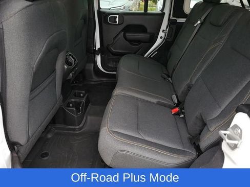 Used 2024 Jeep Wrangler Unlimited Sport AWD/4WD image 16