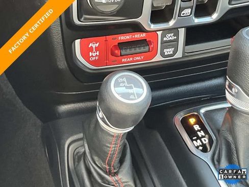 Used 2021 Jeep Gladiator Rubicon AWD/4WD image 32