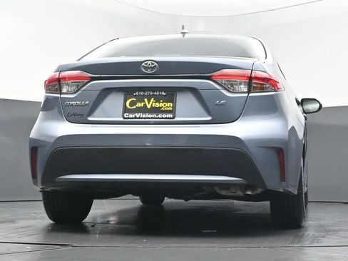 Used 2021 Toyota Corolla LE w/ Carpet Mat Package (TMS) FWD image 44