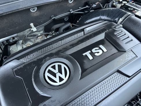 Used 2020 Volkswagen GTI Autobahn image 29