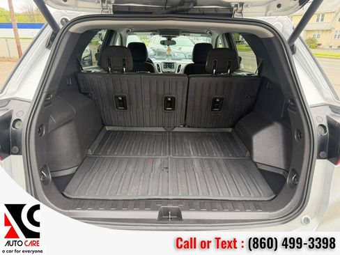 Used 2019 Chevrolet Equinox LT FWD image 12