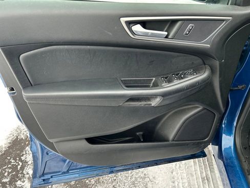 Used 2022 Ford Edge SEL w/ Convenience Package image 17