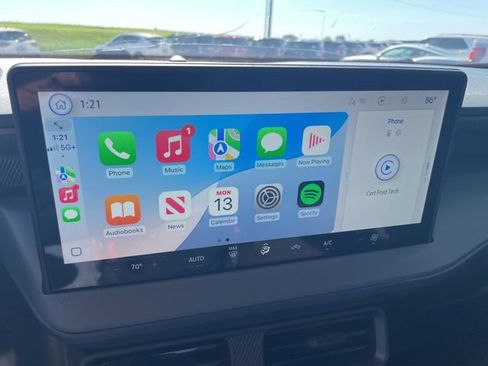 Used 2025 Ford Maverick XL w/ Equipment Group 102A image 4