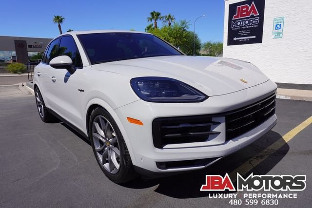 Used 2024 Porsche Cayenne AWD/4WD image 79