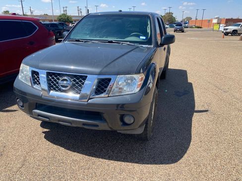 Used 2013 Nissan Frontier SV RWD image 27