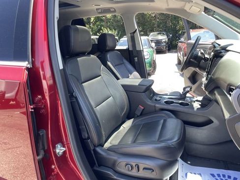Certified 2021 Chevrolet Traverse Premier w/ LPO, 'HIT The Road' Package AWD/4WD image 29
