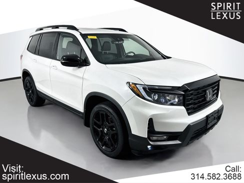 Used 2025 Honda Passport Black Edition image 1