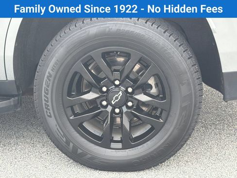 Used 2024 Chevrolet Tahoe LT RWD image 20