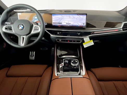 New 2026 BMW X5 M60i image 8