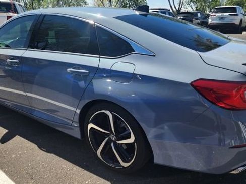 Used 2022 Honda Accord Sport image 2