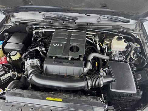 Certified 2021 Nissan Frontier PRO-4X image 31