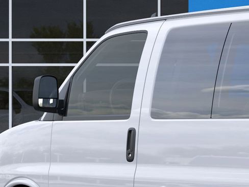 New 2025 Chevrolet Express 3500 LS w/ Chrome Appearance Package RWD image 12