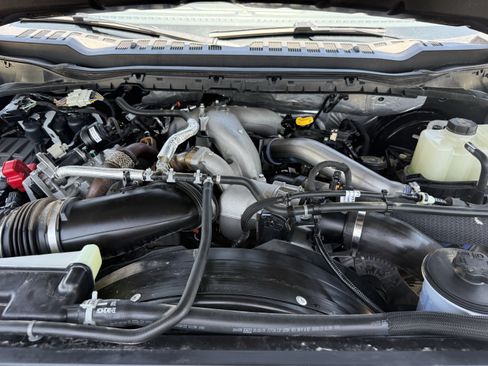 Used 2025 Ford F250 Lariat AWD/4WD image 33