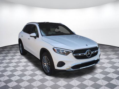 Used 2026 Mercedes-Benz GLC 300 4MATIC image 7