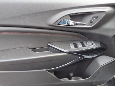 New 2025 Chevrolet Trax RS w/ Driver Confidence Package image 10