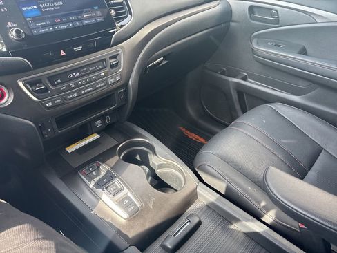 Used 2022 Honda Pilot TrailSport image 24
