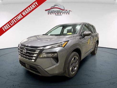 Used 2025 Nissan Rogue SV FWD image 4