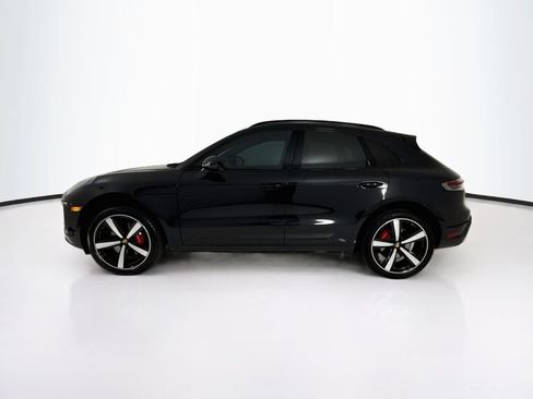 Certified 2023 Porsche Macan S AWD/4WD image 2