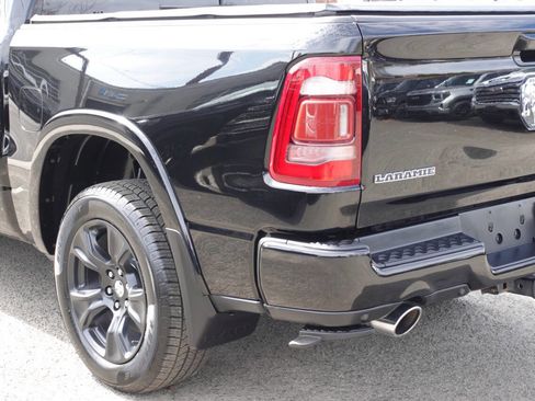 Used 2022 RAM 1500 Laramie AWD/4WD image 12