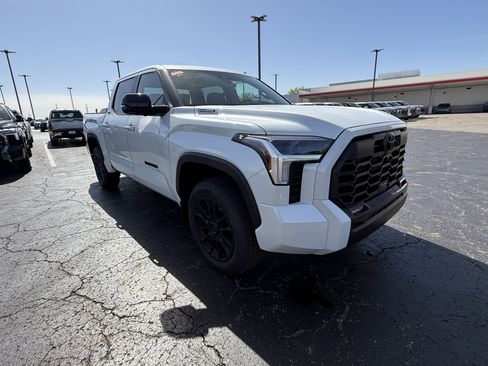 New 2026 Toyota Tundra Limited AWD/4WD image 2
