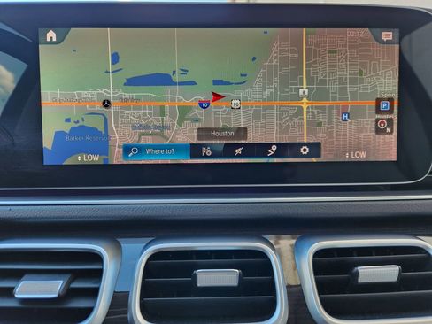 Used 2022 Mercedes-Benz GLE 350 image 16