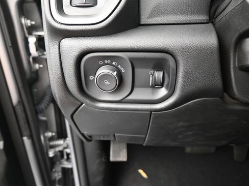 Used 2024 RAM 3500 Tradesman image 32