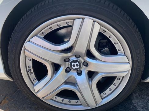 Used 2014 Bentley Continental Mulliner image 27