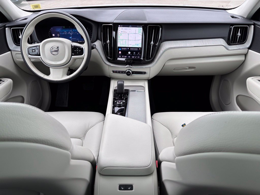 Certified 2024 Volvo XC60 B5 Plus w/ Climate Package AWD/4WD image 5