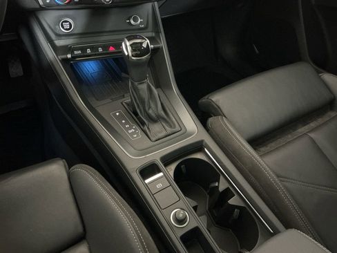 Used 2021 Audi Q3 2.0T Premium Plus w/ Premium Plus Package image 16