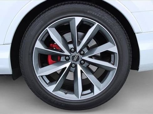Used 2023 Audi SQ7 Prestige w/ Prestige Package AWD/4WD image 16