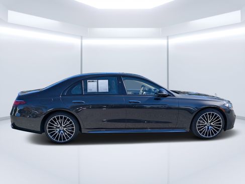 Certified 2023 Mercedes-Benz S 580 4MATIC Sedan image 5