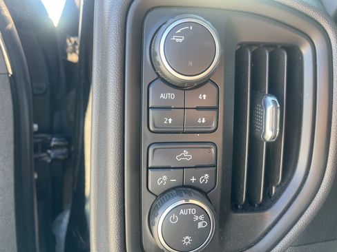 Used 2022 Chevrolet Silverado 1500 Custom Trail Boss w/ Safety Confidence Package AWD/4WD image 25