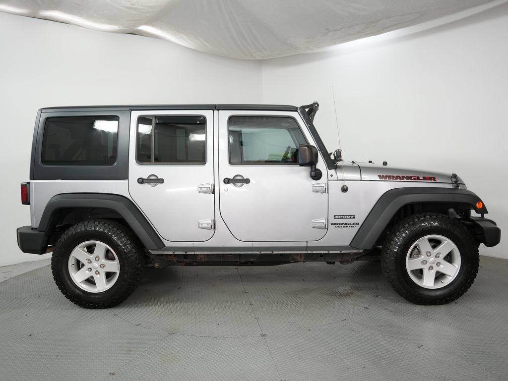 Used 2016 Jeep Wrangler Unlimited Sport w/ Quick Order Package 24S AWD/4WD image 5