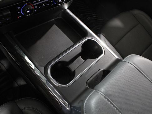 Certified 2024 Chevrolet Silverado 2500 LTZ w/ LTZ Convenience Package image 17