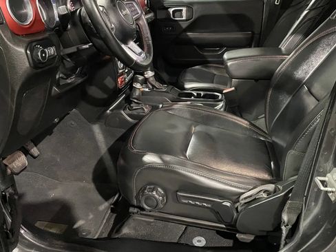 Used 2022 Jeep Wrangler Unlimited Rubicon w/ Steel Bumper Group image 12