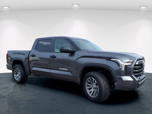 Used 2024 Toyota Tundra SR5 image 21
