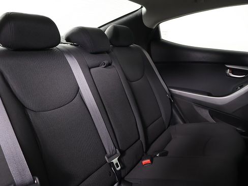 Used 2016 Hyundai Elantra Value Edition image 24