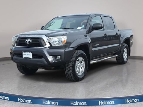 Used 2013 Toyota Tacoma Base image 1