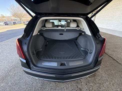 Certified 2024 Cadillac XT5 Premium Luxury w/ LPO, Floor Liner Package image 27