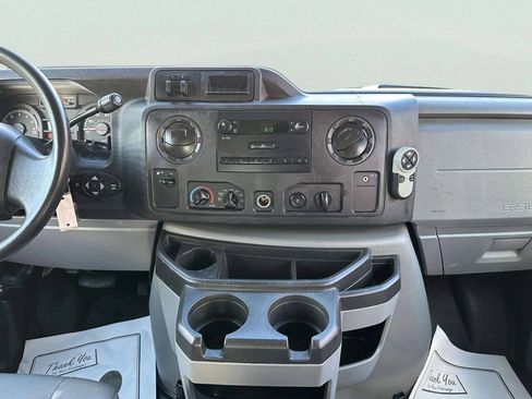 Used 2012 Ford E-250 and Econoline 250 w/ PWR Group RWD image 21