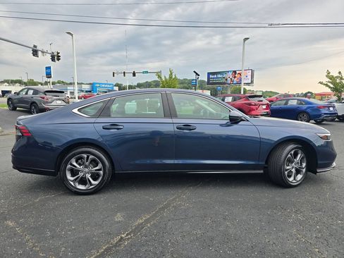 Certified 2023 Honda Accord EX-L image 9