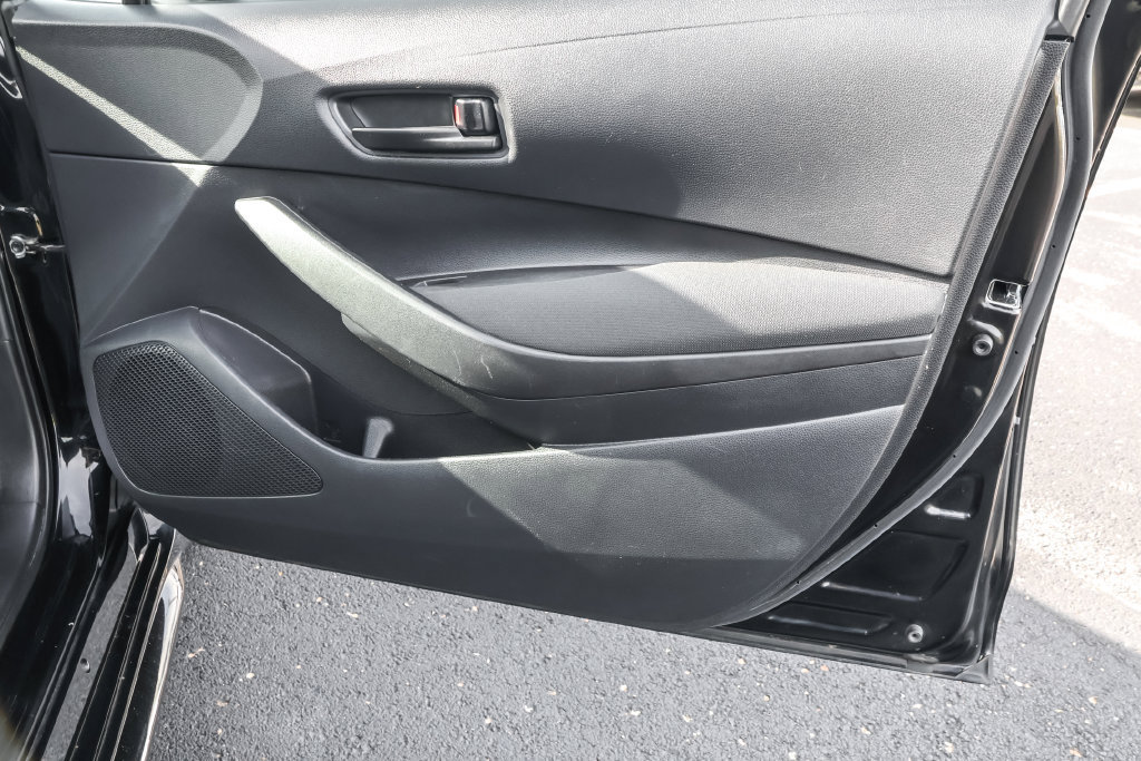 Used 2024 Toyota Corolla LE FWD image 38