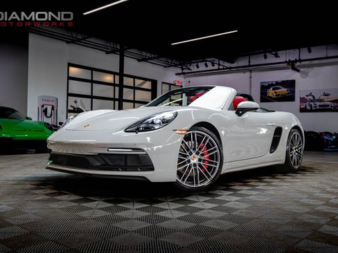 Used 2021 Porsche 718 Boxster GTS RWD image 5