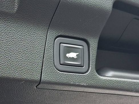 Used 2020 GMC Acadia SLE w/ Driver Convenience Package AWD/4WD image 29