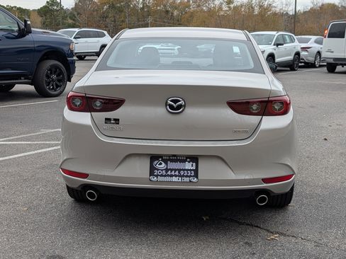 Used 2025 MAZDA MAZDA3 s image 8