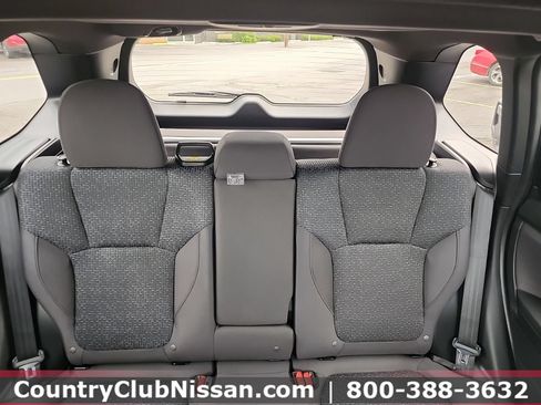 Used 2025 Subaru Forester Premium AWD/4WD image 22