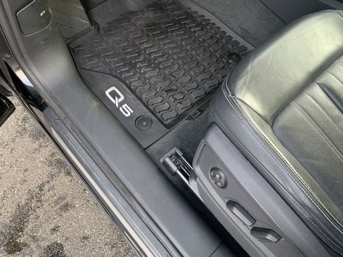 Certified 2023 Audi Q5 Premium image 9