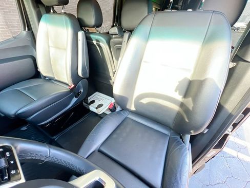 Used 2023 Mercedes-Benz Sprinter 2500 image 20