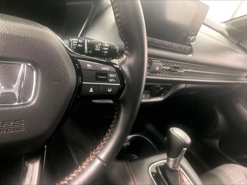 Used 2025 Honda HR-V Sport image 24