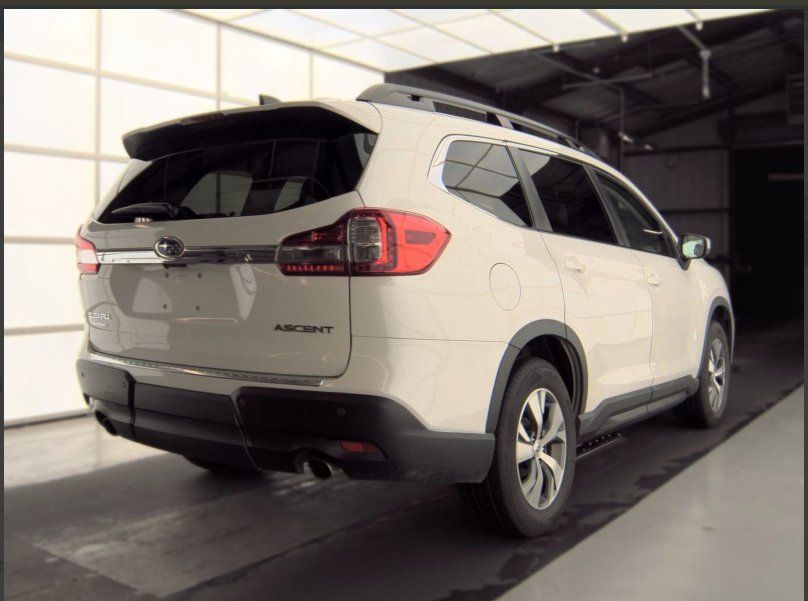 Used 2020 Subaru Ascent Premium w/ Convenience Package AWD/4WD image 4